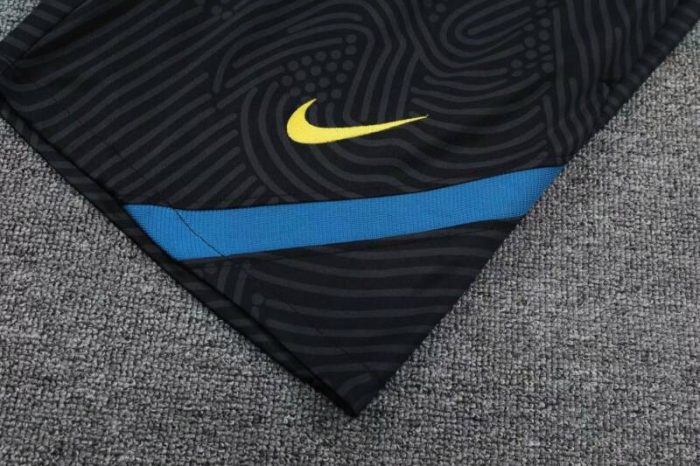 Conjunto de entrenamiento Inter de Milán 2020/21 - Imagen 10