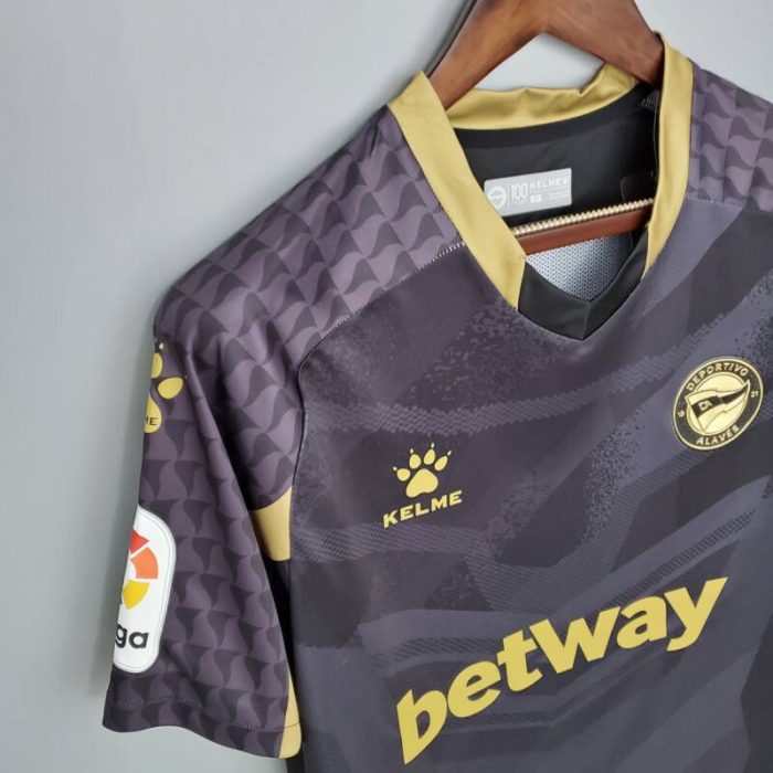 Tercera equipación Alavés 2020/21 - Imagen 3