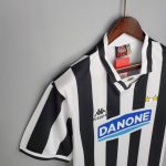 Camiseta local Retro Juventus 1994/95 - Imagen 3