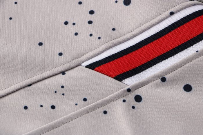 Chaqueta Jordan París Saint-Germain 2022 - Imagen 11