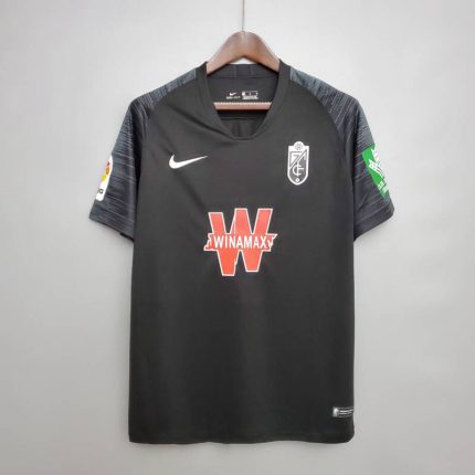 Segunda equipación Granada 20/21