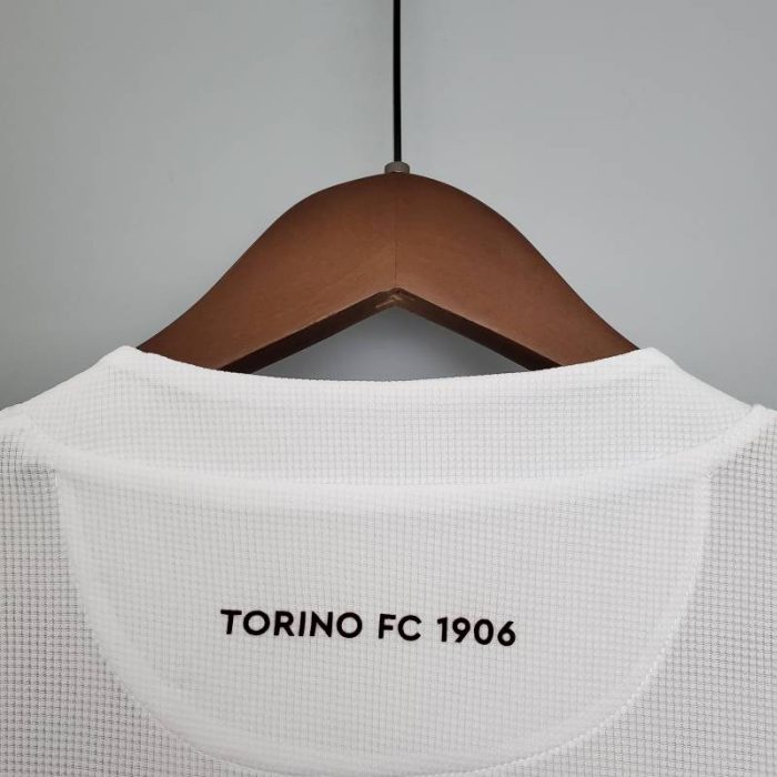 Segunda equipación Torino FC 2021/22 - Imagen 9