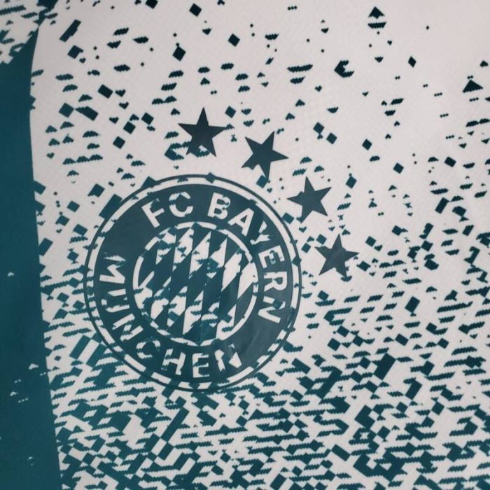 Cortavientos Adidas Bayern Múnich 2021/22 - Imagen 5