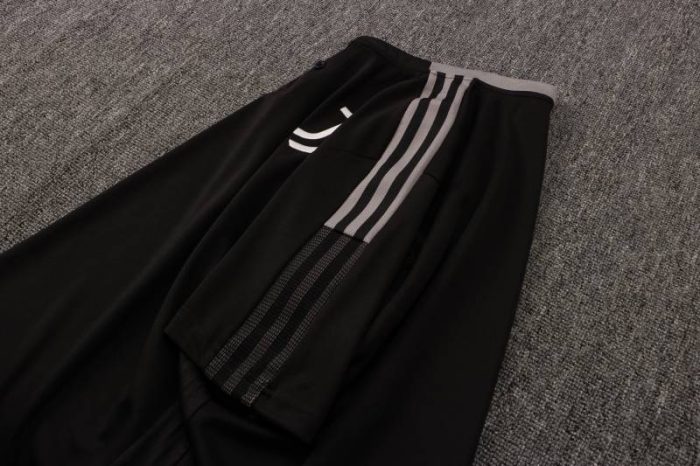 Polo Adidas Juventus 2021/22 - Imagen 8