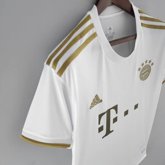 Segunda equipación Stadium Bayern de Múnich 2022/23 - Imagen 3