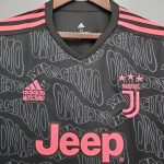 Camiseta calentamiento Juventus 2021/22 - Imagen 4
