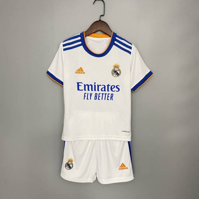 Mini conjunto Real Madrid primera equipación 2021/22 - Imagen 1