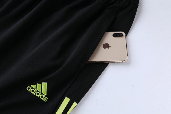 Conjunto de entrenamiento Juventus 2021/22 - Imagen 11
