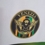 Segunda equipación Venezia FC 2021/22 - Imagen 5