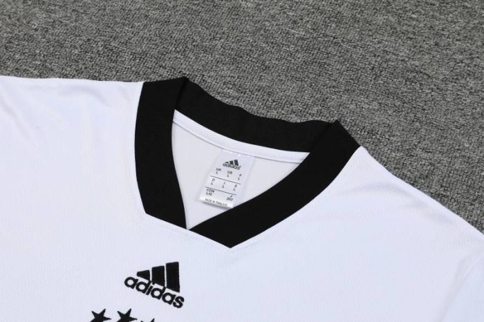 Conjunto «Retro» entrenamiento Alemania 2023/24 - Imagen 5