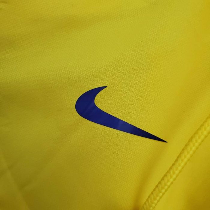 Cortavientos Nike Brasil 2021/22 - Imagen 6
