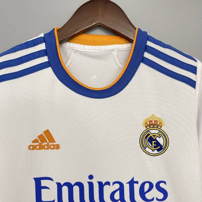 Mini conjunto Real Madrid primera equipación 2021/22 - Imagen 4