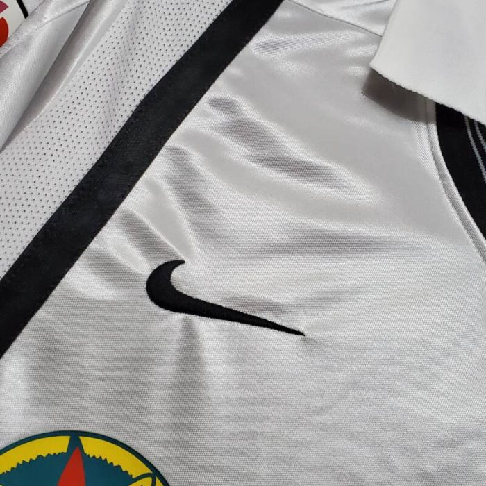 Camiseta local Retro Valencia CF 2001 - Imagen 6
