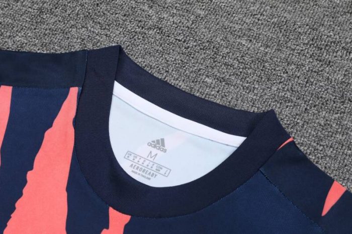 Camiseta calentamiento Real Madrid 2020/21 - Imagen 3