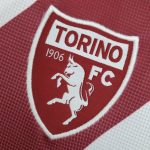 Segunda equipación Torino FC 2021/22 - Imagen 5