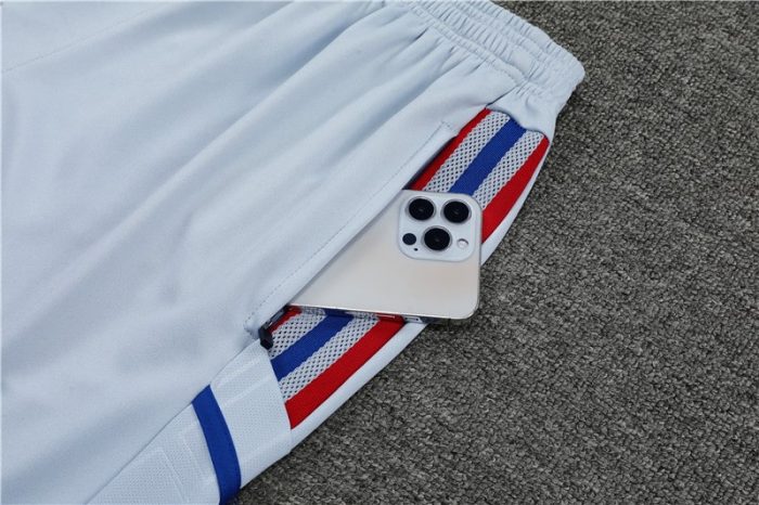 Conjunto de entrenamiento Olympique de Lyon 2023/24 - Imagen 7