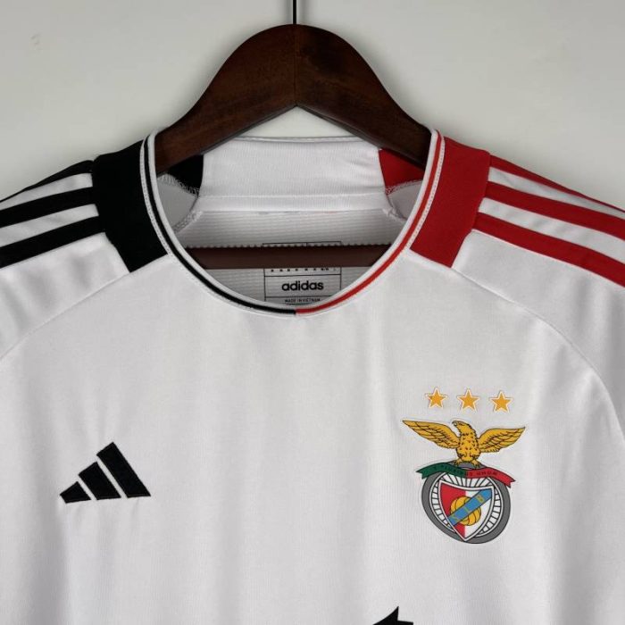 Segunda equipación Stadium Benfica 2023/24 - Imagen 3