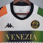 Segunda equipación Venezia FC 2021/22 - Imagen 4