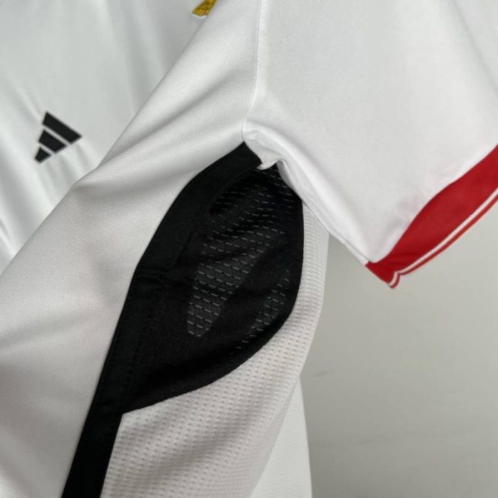 Segunda equipación Stadium Benfica 2023/24 - Imagen 4