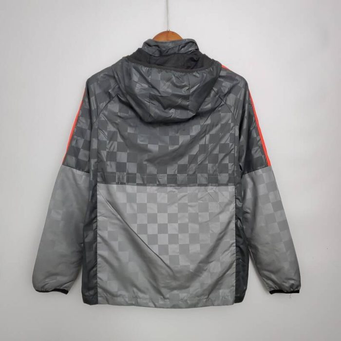 Cortavientos Nike Liverpool Black Plaid 2021/22 - Imagen 2