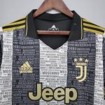 Camiseta Juventus Edición Adidas & Moschino Concept Design 2021/22 - Imagen 4