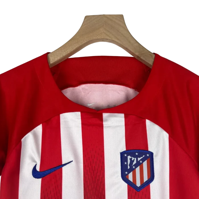 Conjunto niño Atlético de Madrid primera equipación 23/24 - Imagen 3