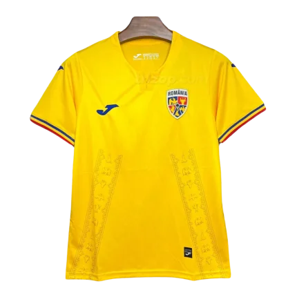 Primera equipación Rumania 2024