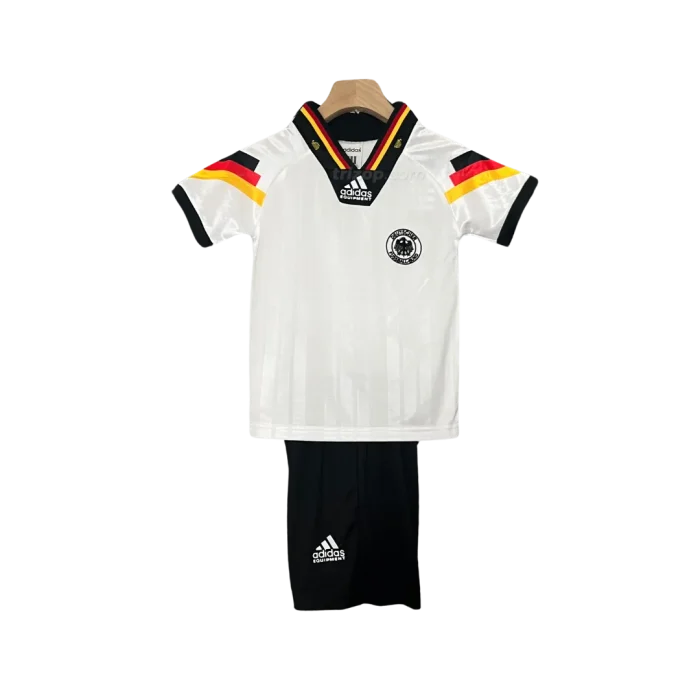 Conjunto niño local Alemania 1992 - Imagen 1