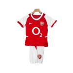 Conjunto niño local Arsenal 2004