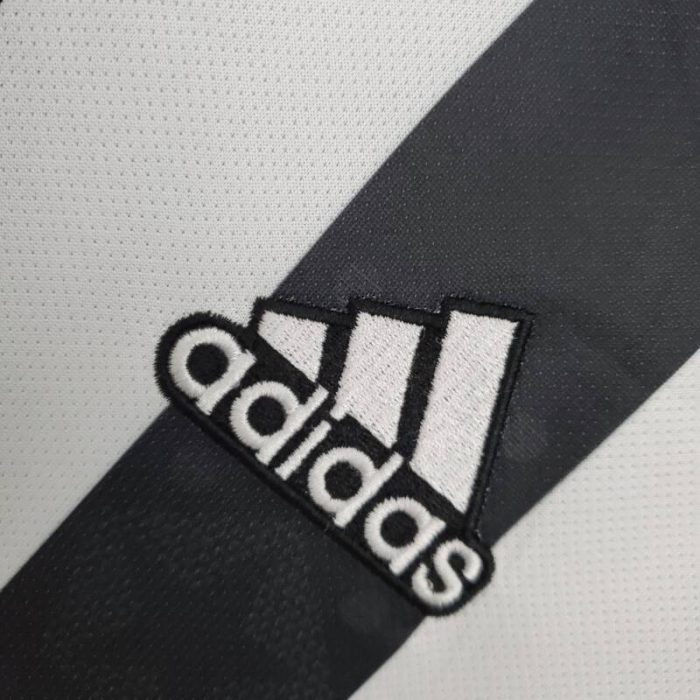 Primera equipación Stadium Juventus 2021/22 - Imagen 6