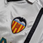 Camiseta local Retro Valencia CF 2001 - Imagen 5