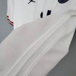 Cuarta equipación Stadium Paris Saint-Germain 2021/22 - Imagen 8