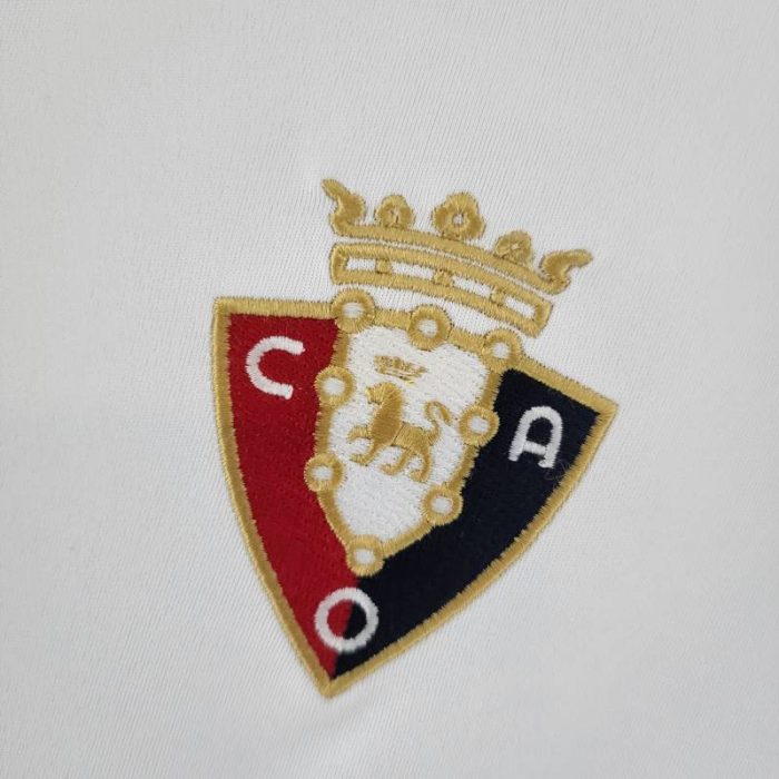 Tercera equipación CA Osasuna 2022/23 - Imagen 4