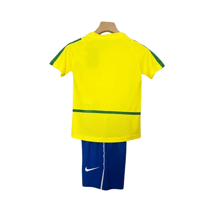 Conjunto niño local Retro Brasil 2002 - Imagen 2