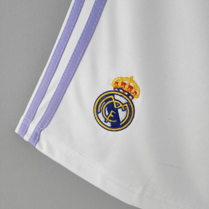 Conjunto primera equipación Real Madrid 2022/23 - Imagen 12