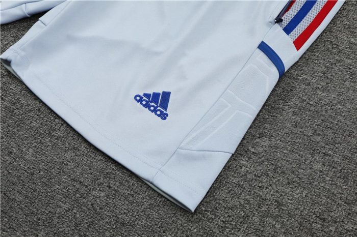 Conjunto de entrenamiento Olympique de Lyon 2023/24 - Imagen 9