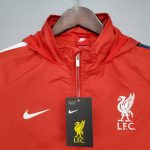 Cortavientos Nike Liverpool 2021/22 - Imagen 4