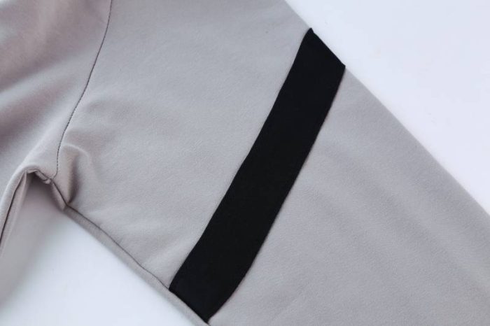 Chandal Exclusivo Paris Saint-Germain Silver Gray 21/22 - Imagen 7