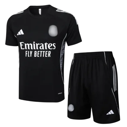 Conjunto entrenamiento negro Real Madrid 25/26
