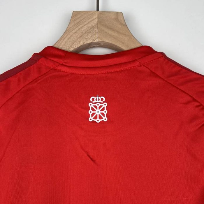 Conjunto niño CA Osasuna primera equipación 2023/24 - Imagen 4