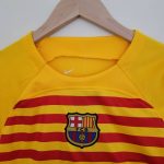 Conjunto niño FC Barcelona equipación “Senyera” 23/24 - Imagen 3