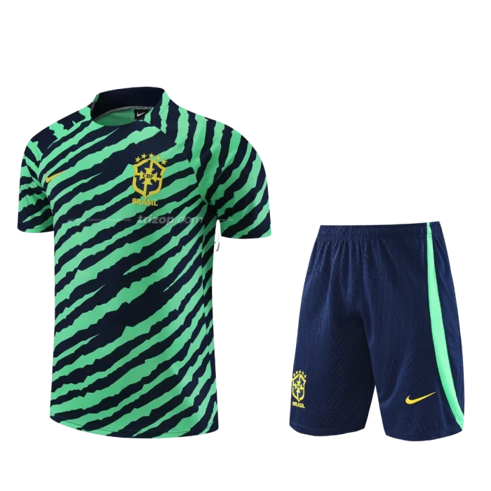 Conjunto “Retro” entrenamiento Brasil 23/24 - Imagen 1