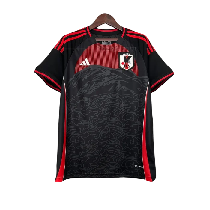 Camiseta “Edición Black” Japón 2024 - Imagen 1