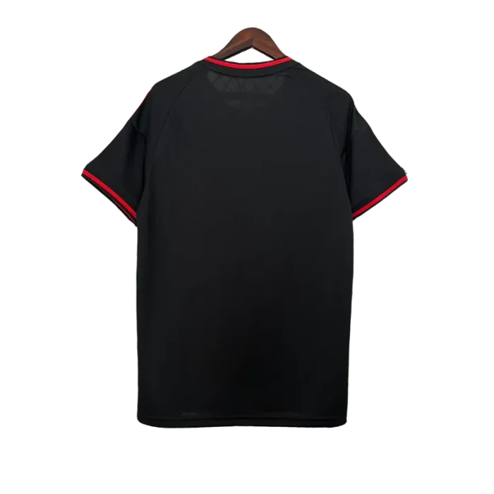 Camiseta “Edición Black” Japón 2024 - Imagen 2