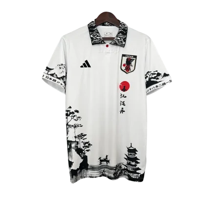 Camiseta “Edición White” Japón 2024