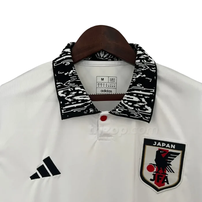 Camiseta “Edición White” Japón 2024 - Imagen 3
