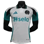 Tercera equipación Player Newcastle 24/25