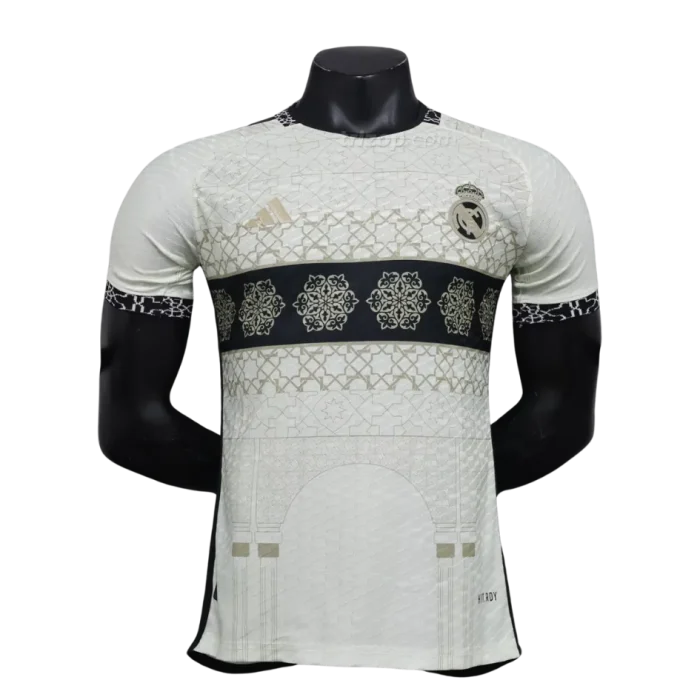 Camiseta Player Version “Especial Blanca” Real Madrid 24/25 - Imagen 1