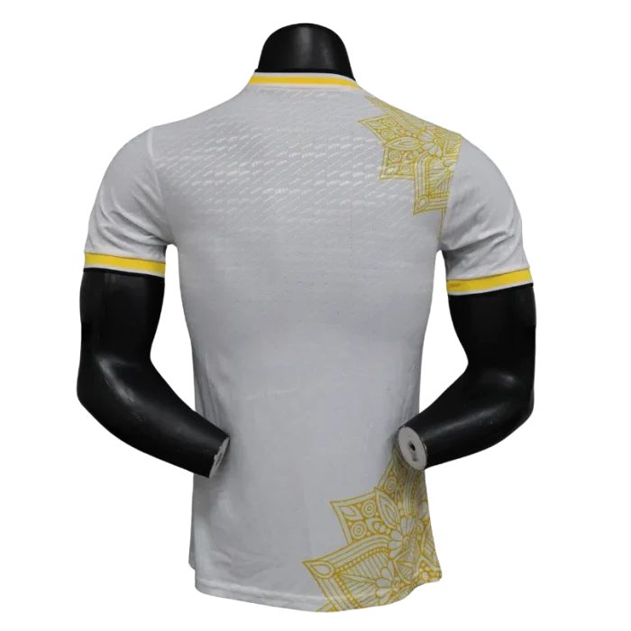 Camiseta Player “Especial White” Real Madrid 24/25 - Imagen 2