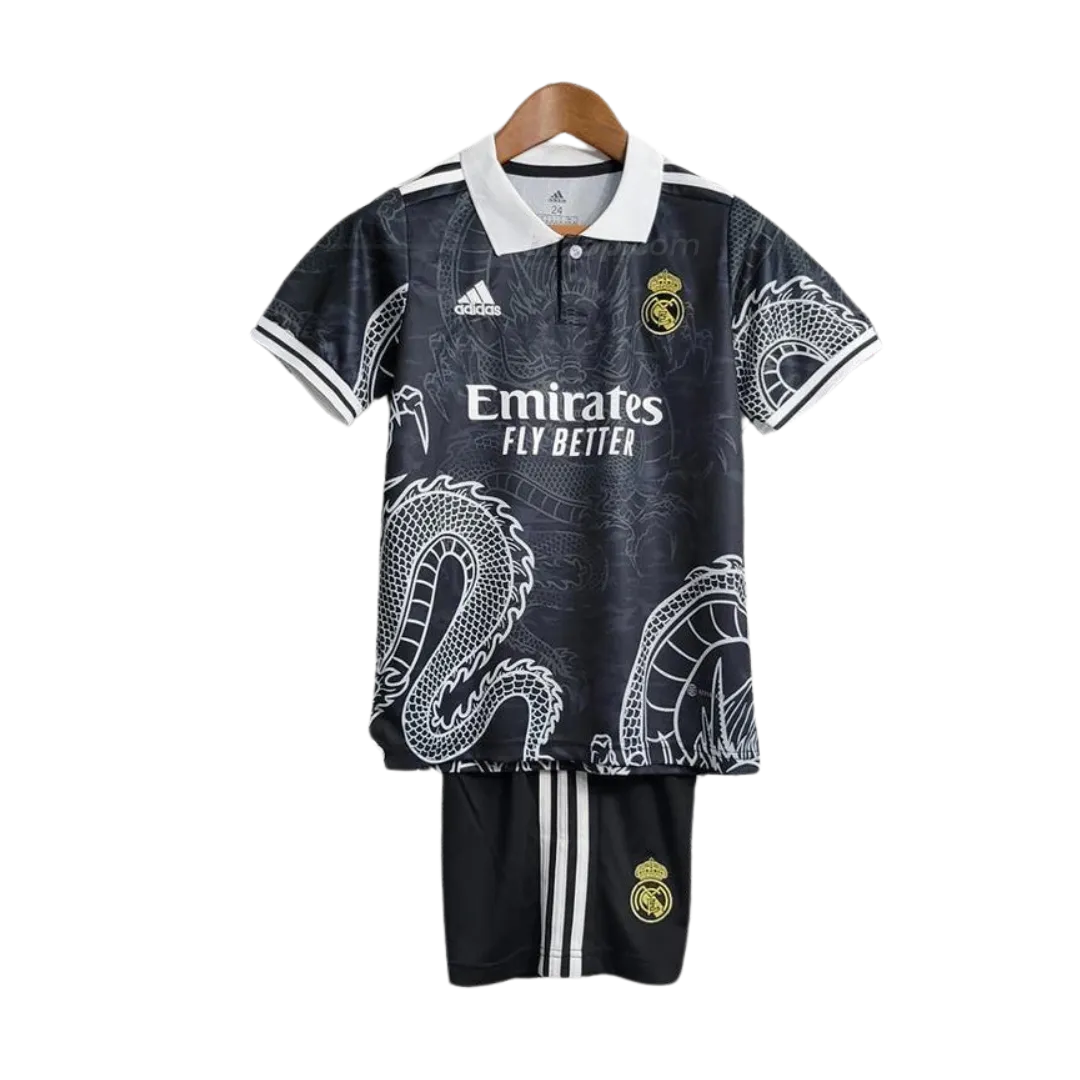 real-madrid-nino-dragon-23-24-negro1 Conjunto niño Real Madrid «Especial Dragón» 23/24 - Imagen 1